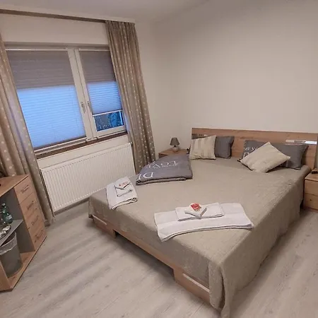 Pension Ringo, Bahnhof Und Airport In Der Naehe, Monteur Und Handwerker Wohnung Baden-Baden