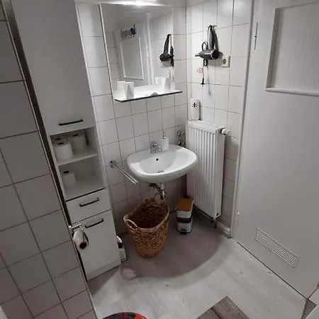 Pension Ringo, Bahnhof Und Airport In Der Naehe, Monteur Und Handwerker Wohnung Apartment Baden-Baden
