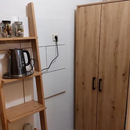 Pension Ringo, Bahnhof Und Airport In Der Naehe, Monteur Und Handwerker Wohnung Apartment Baden-Baden