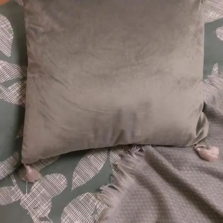 Ringo, Airport Pit Stop, Bahnhof Und Flughafen In Der Naehe *