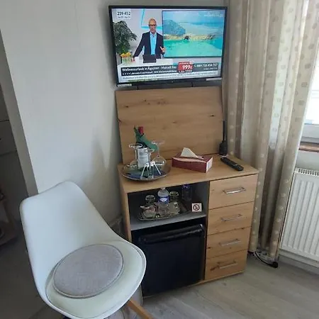 Pension Ringo, Bahnhof Und Airport In Der Naehe, Monteur Und Handwerker Wohnung Baden-Baden