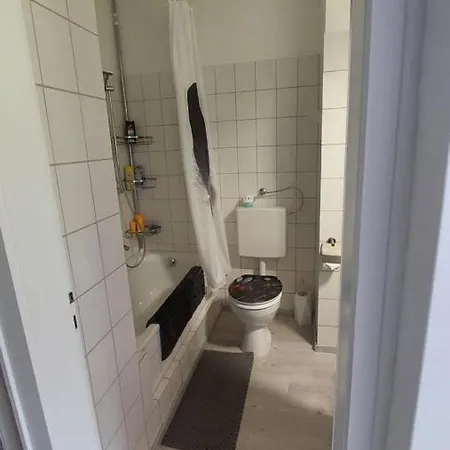 Apartamento Ringo, Airport Pit Stop, Bahnhof Und Flughafen In Der Naehe *