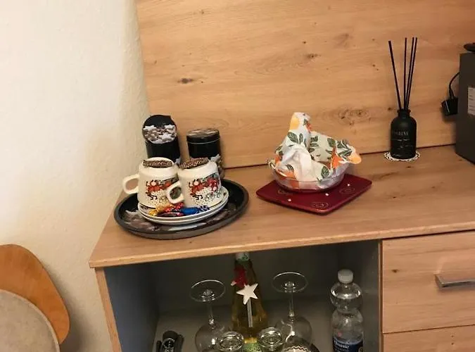 Ringo, Airport Pit Stop, Bahnhof Und Flughafen In Der Naehe