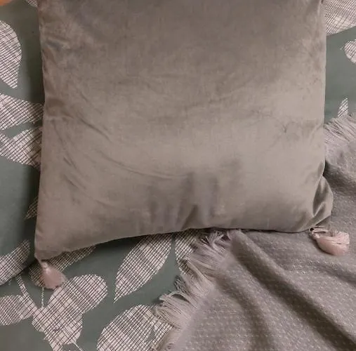 Ringo, Airport Pit Stop, Bahnhof Und Flughafen In Der Naehe *