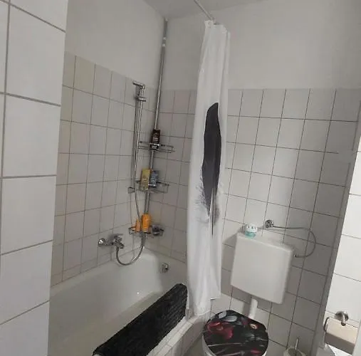 Ringo, Airport Pit Stop, Bahnhof Und Flughafen In Der Naehe *