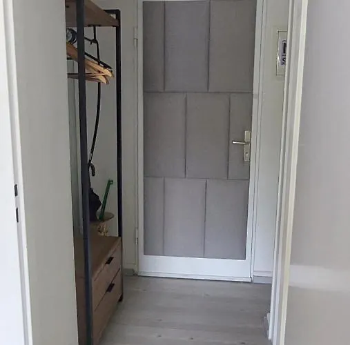 Apartament Ringo, Airport Pit Stop, Bahnhof Und Flughafen In Der Naehe *